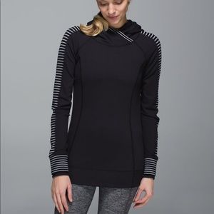 Lululemon think fast pullover